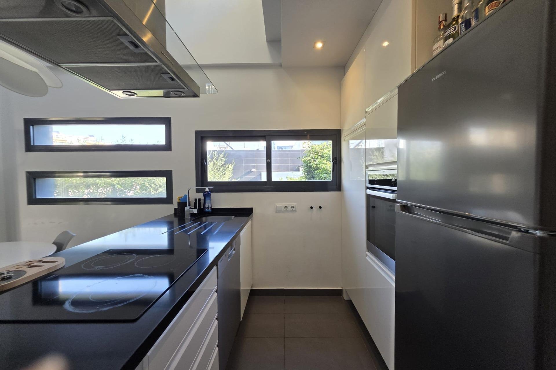 Herverkoop - Villa -
Orihuela Costa - Villamartín