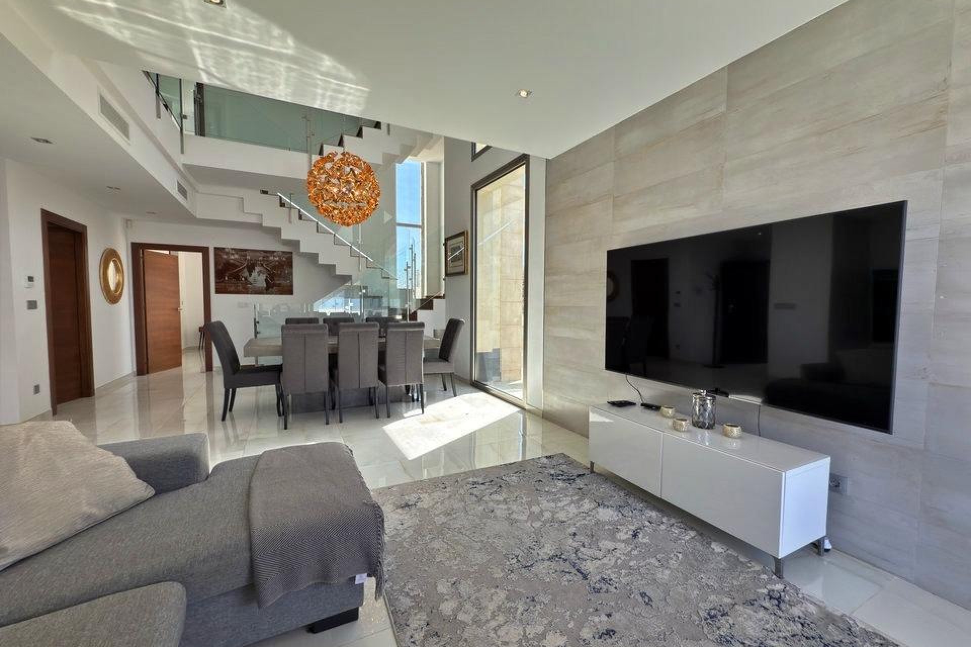 Herverkoop - Villa -
Orihuela Costa - Villamartín