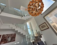 Herverkoop - Villa -
Orihuela Costa - Villamartín