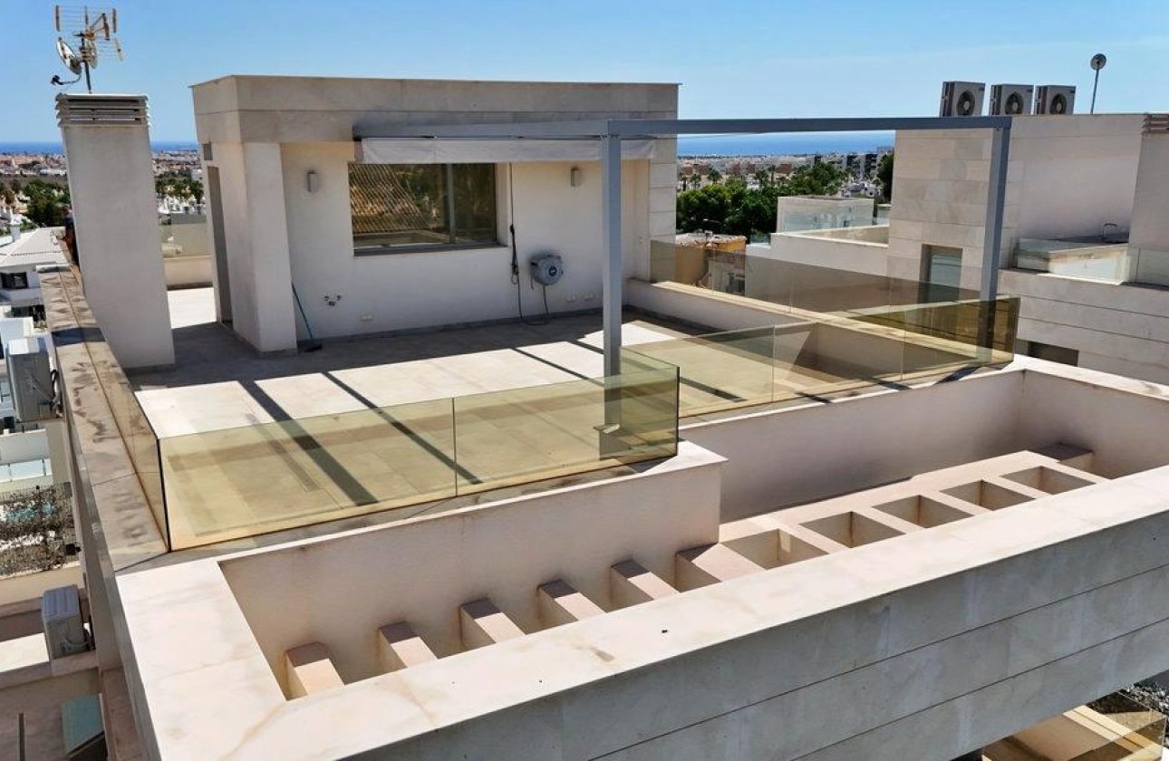 Herverkoop - Villa -
Orihuela Costa - Villamartín