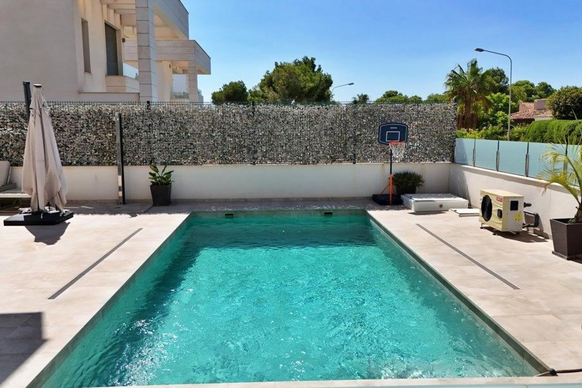 Herverkoop - Villa -
Orihuela Costa - Villamartín