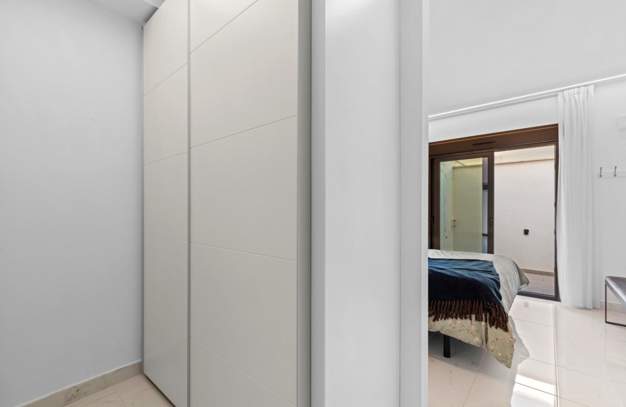 Herverkoop - Villa -
Pilar de la Horadada - Costa Blanca