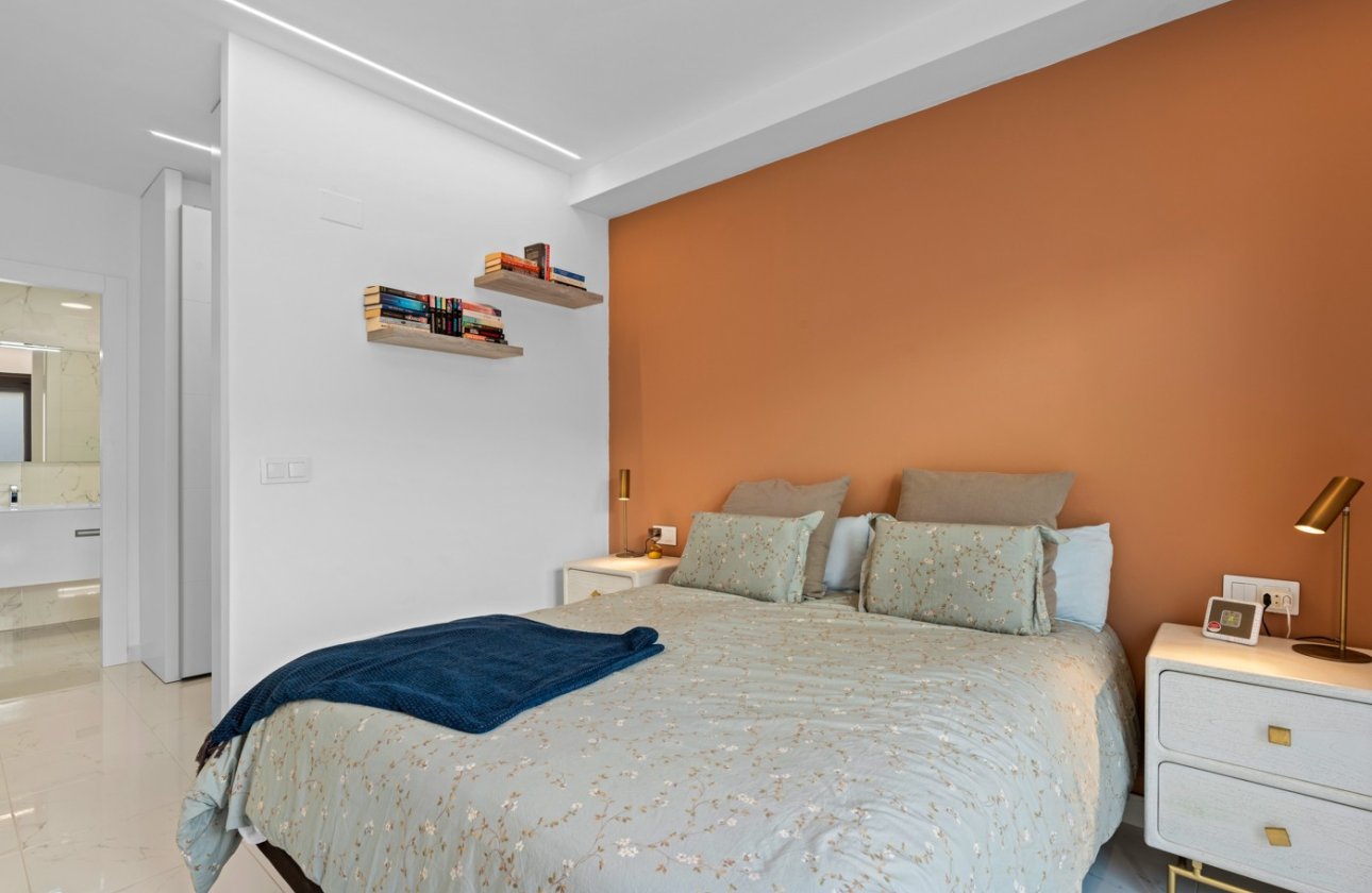 Herverkoop - Villa -
Pilar de la Horadada - Costa Blanca