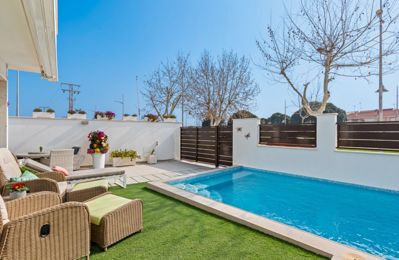 Herverkoop - Villa -
Pilar de la Horadada - Costa Blanca