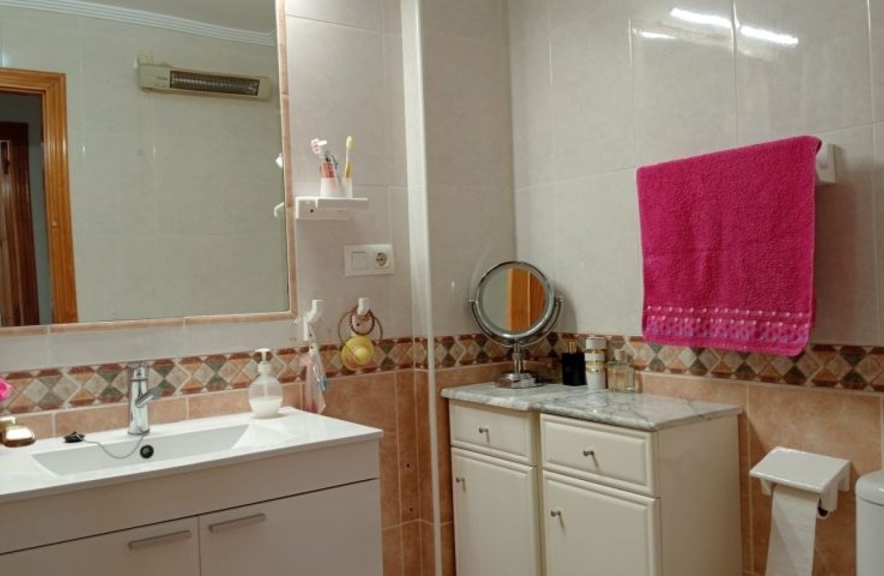 Herverkoop - Villa -
Pilar de la Horadada - Costa Blanca