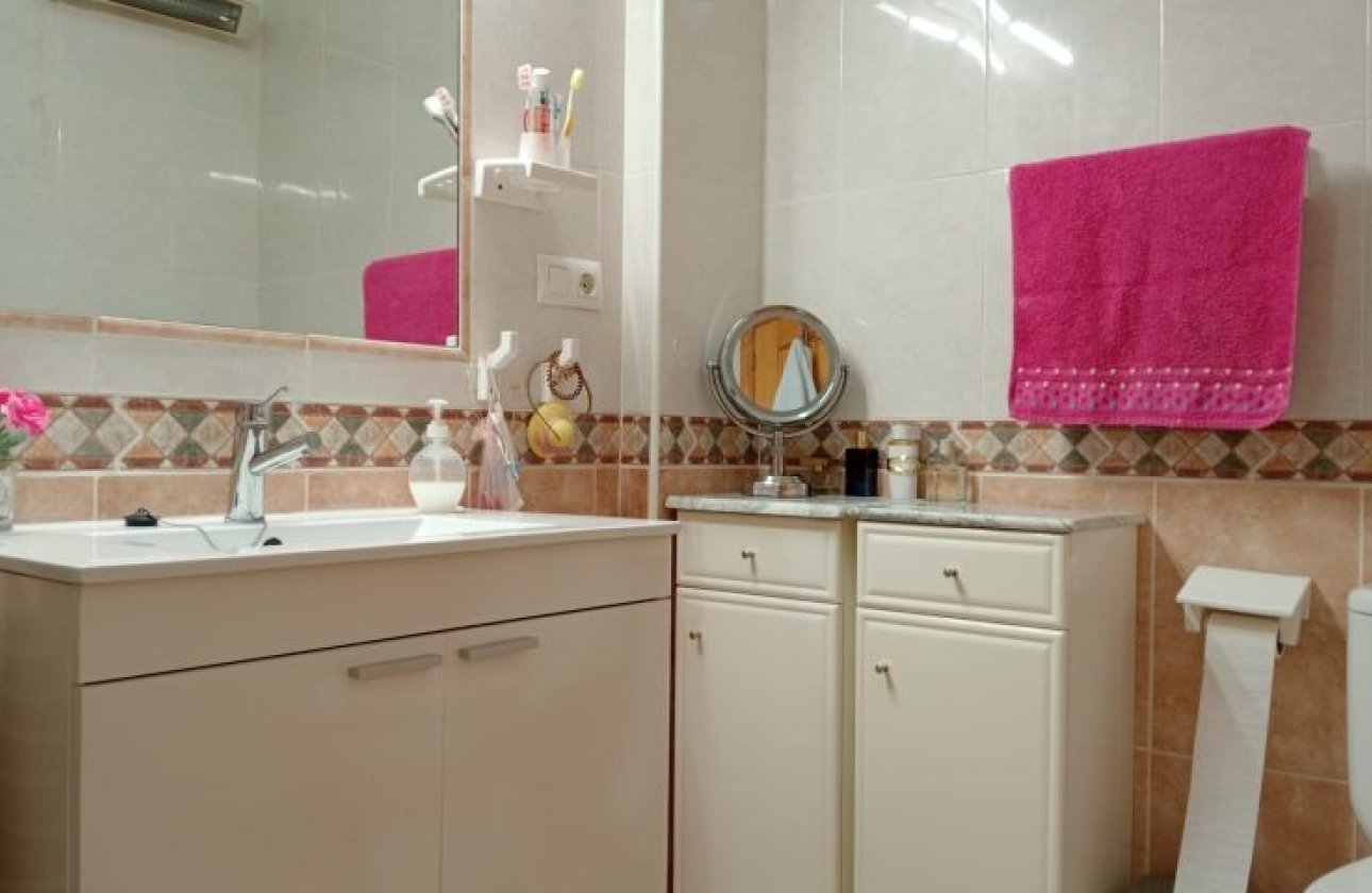 Herverkoop - Villa -
Pilar de la Horadada - Costa Blanca