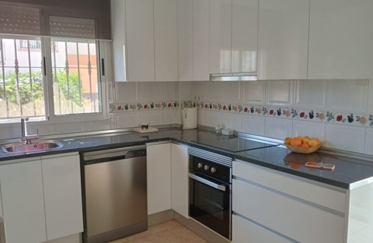 Herverkoop - Villa -
Pilar de la Horadada - Costa Blanca