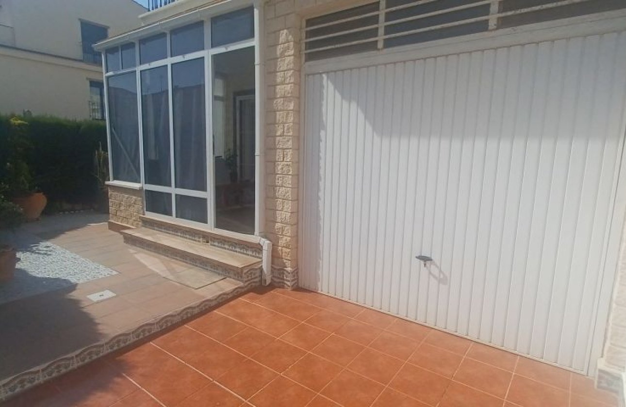 Herverkoop - Villa -
Pilar de la Horadada - Costa Blanca