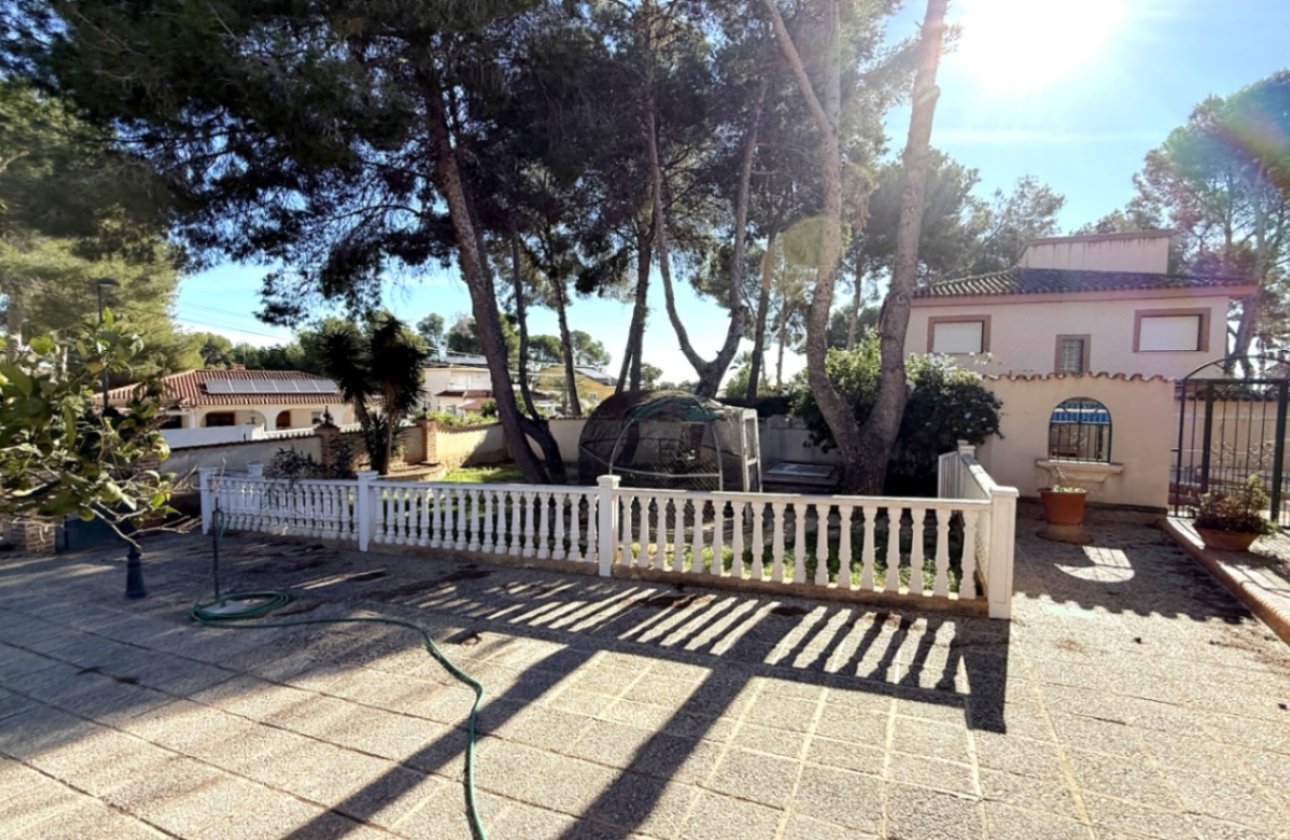 Herverkoop - Villa -
Pilar de la Horadada - Costa Blanca