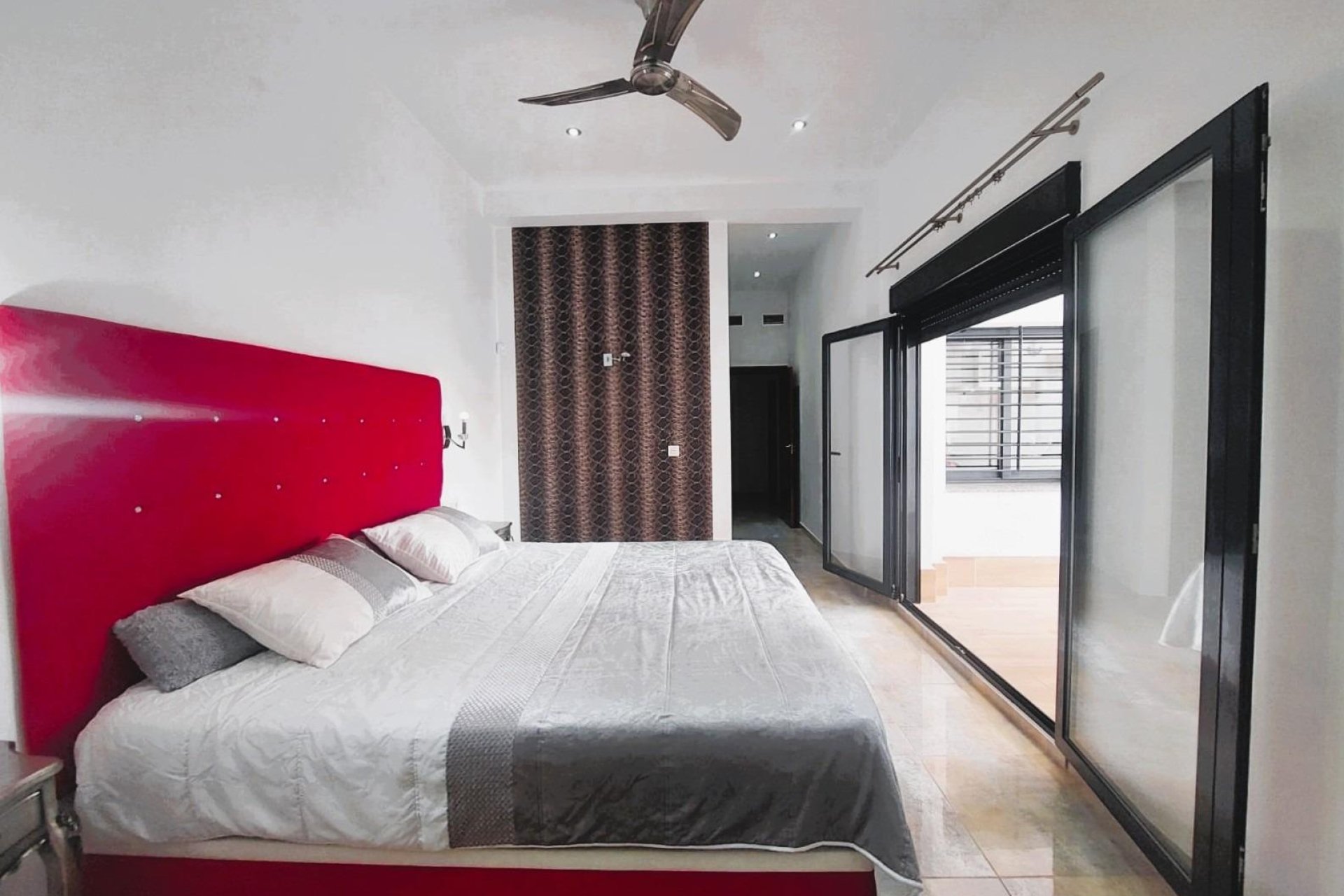 Herverkoop - Villa -
Pilar de la Horadada - Costa Blanca