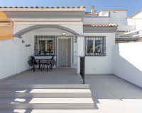 Herverkoop - Villa -
Pilar de la Horadada - Costa Blanca