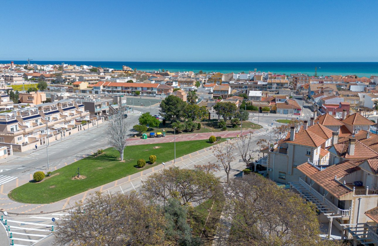 Herverkoop - Villa -
Pilar de la Horadada - Costa Blanca