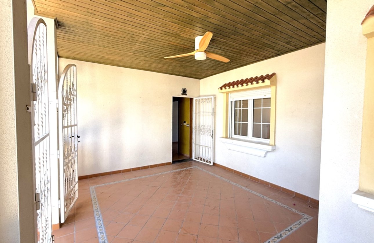 Herverkoop - Villa -
Pilar de la Horadada - Costa Blanca