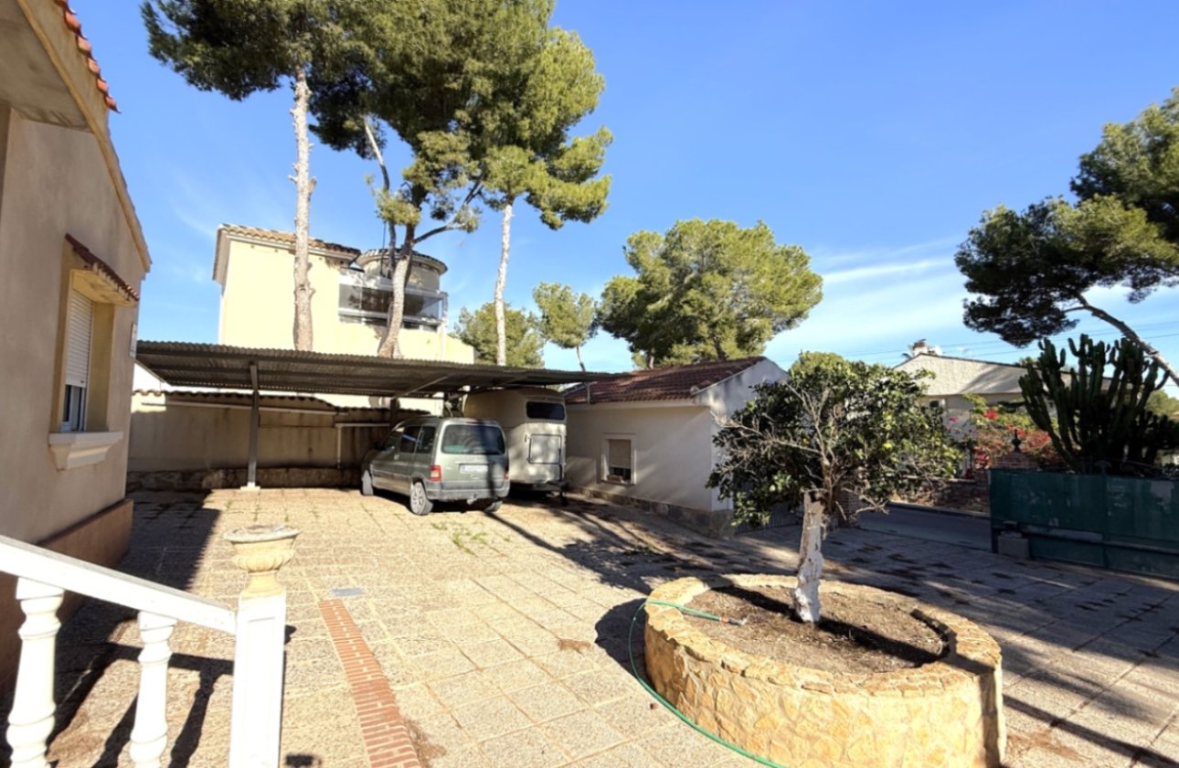 Herverkoop - Villa -
Pilar de la Horadada - Costa Blanca