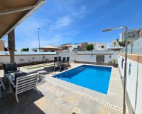 Herverkoop - Villa -
Pilar de la Horadada - Costa Blanca