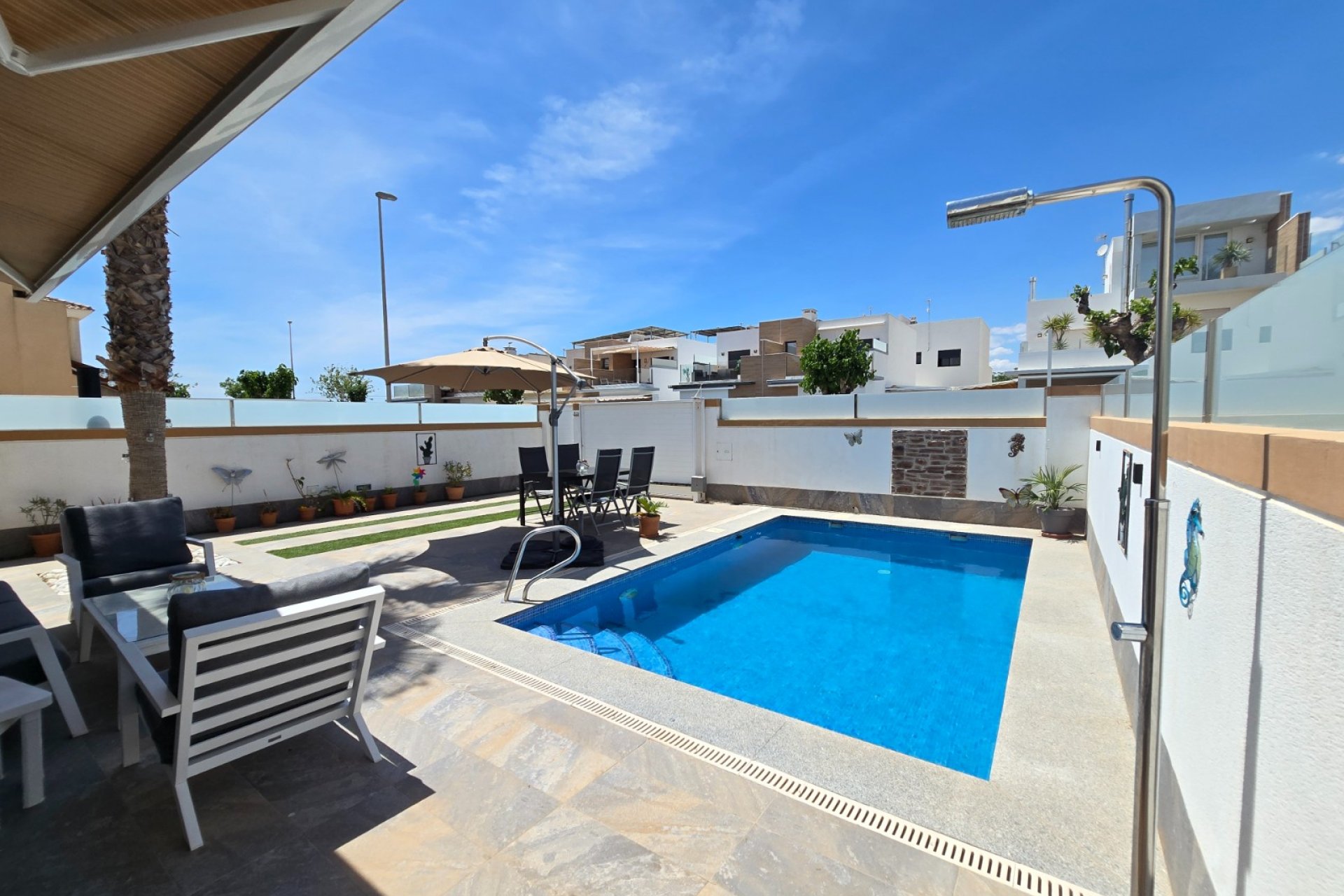 Herverkoop - Villa -
Pilar de la Horadada - Costa Blanca