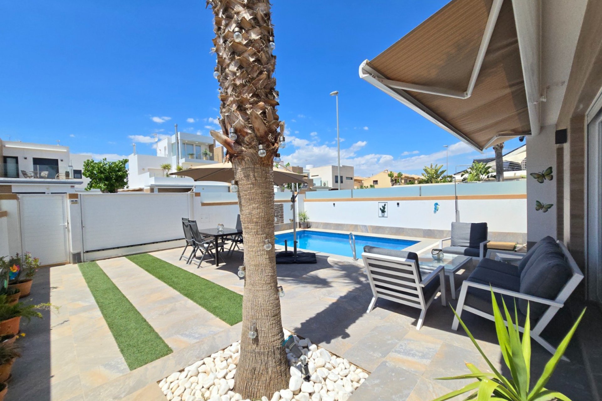Herverkoop - Villa -
Pilar de la Horadada - Costa Blanca