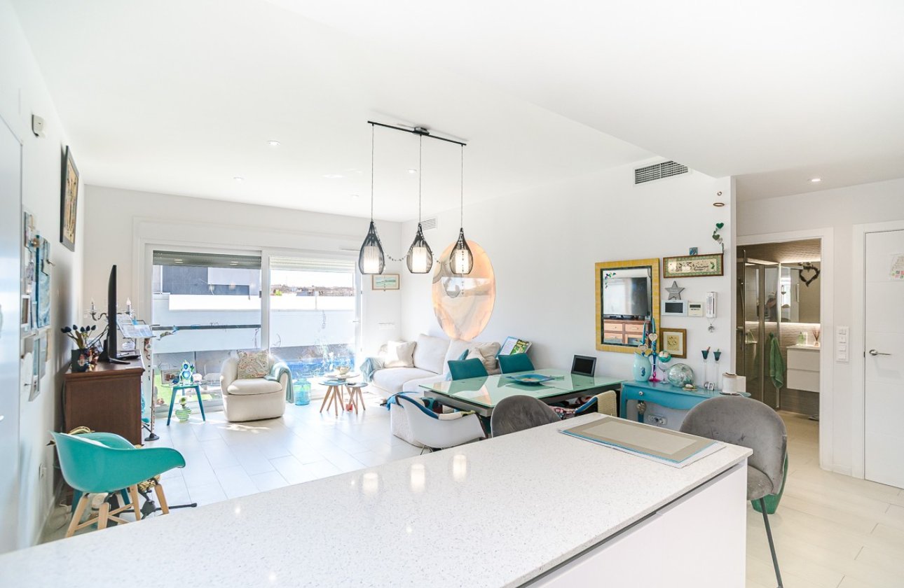 Herverkoop - Villa -
Pilar de la Horadada - Costa Blanca