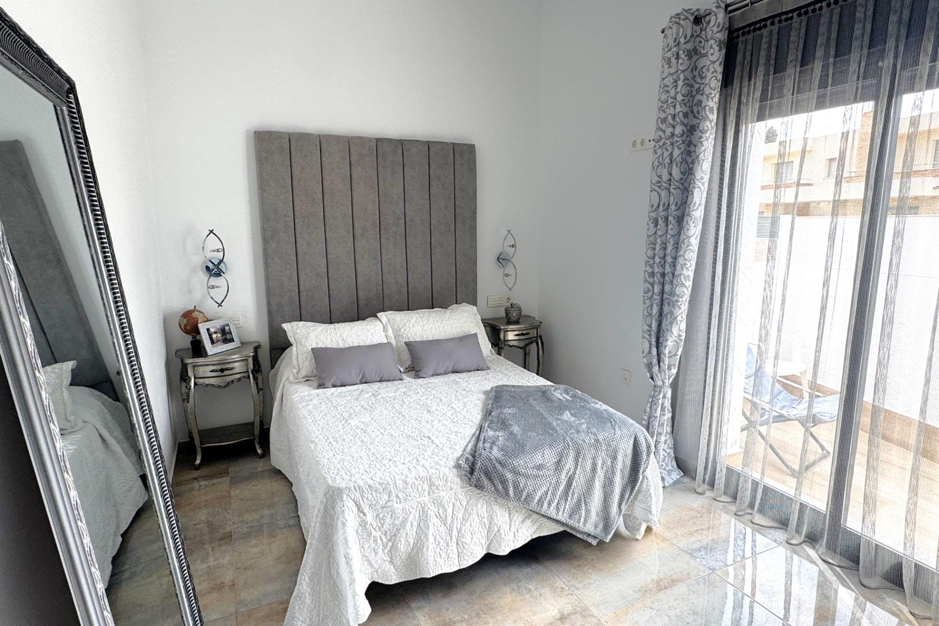 Herverkoop - Villa -
Pilar de la Horadada - Torre De La Horadada