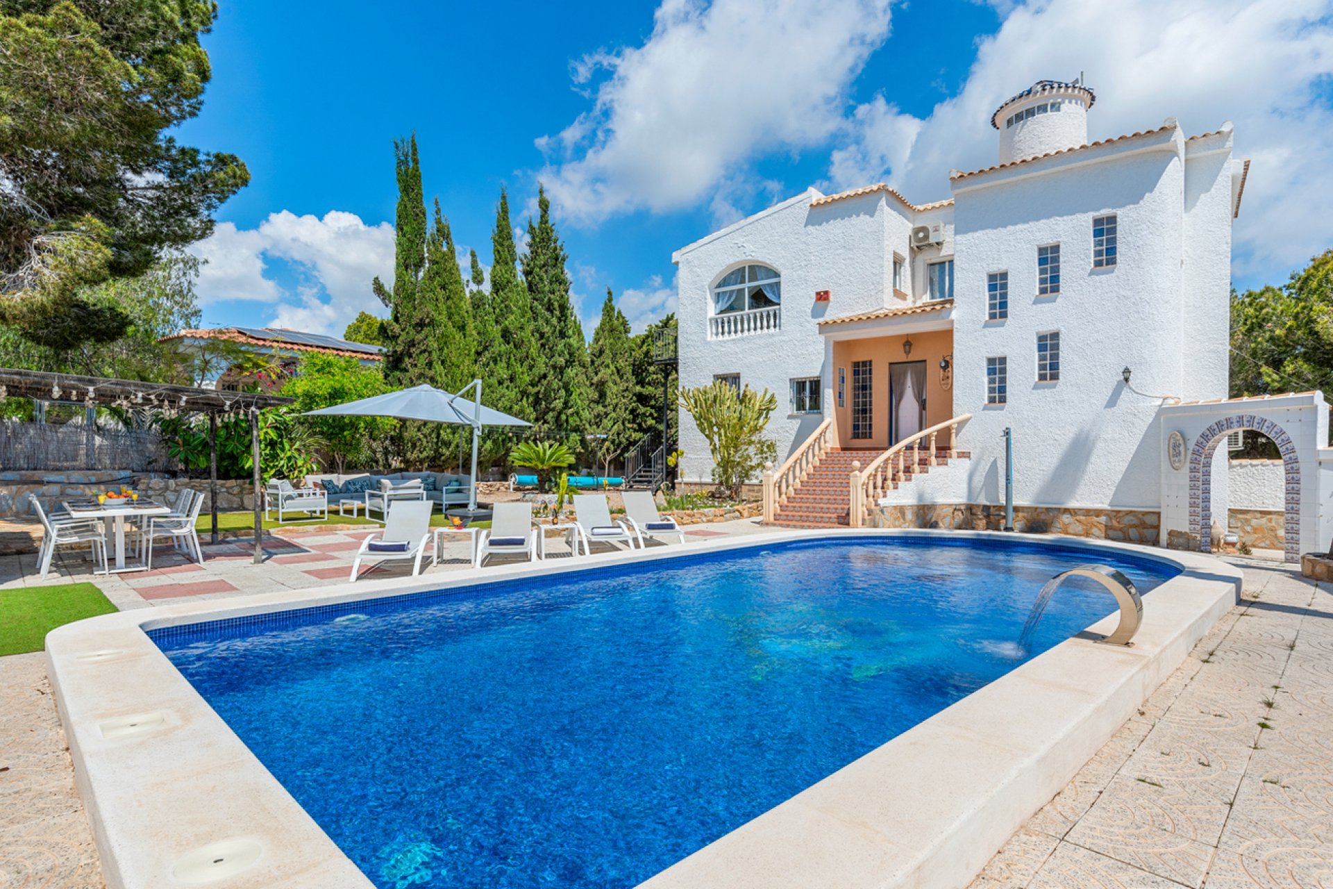 Herverkoop - Villa -
Pinar de Campoverde - Costa Blanca