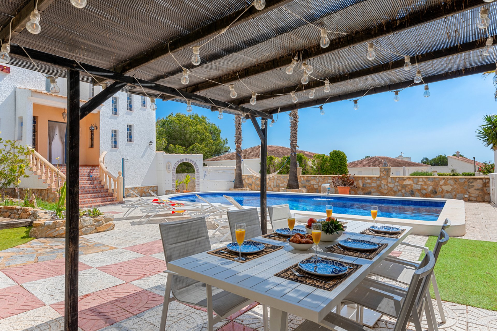 Herverkoop - Villa -
Pinar de Campoverde - Costa Blanca