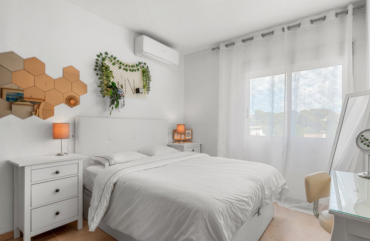 Herverkoop - Villa -
Pinar de Campoverde - Costa Blanca