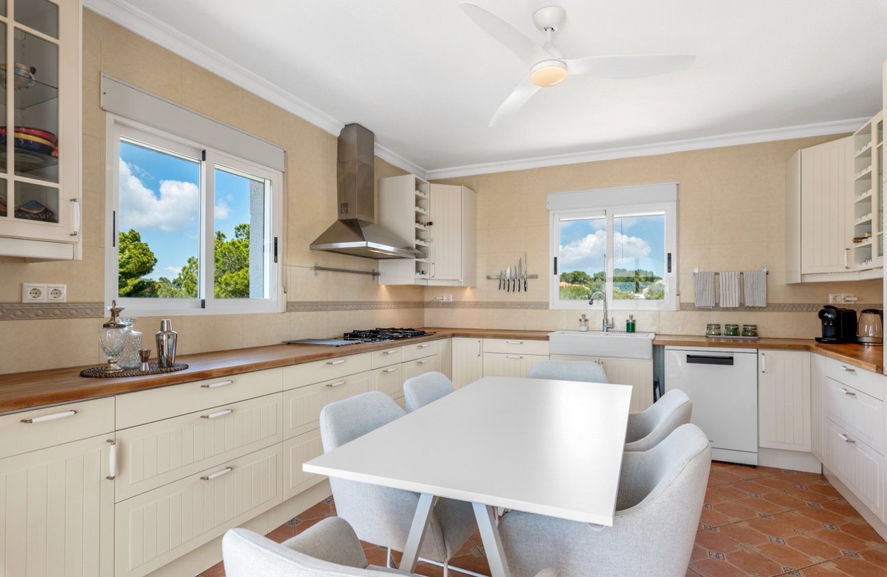 Herverkoop - Villa -
Pinar de Campoverde - Costa Blanca