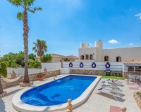 Herverkoop - Villa -
Pinar de Campoverde - Costa Blanca