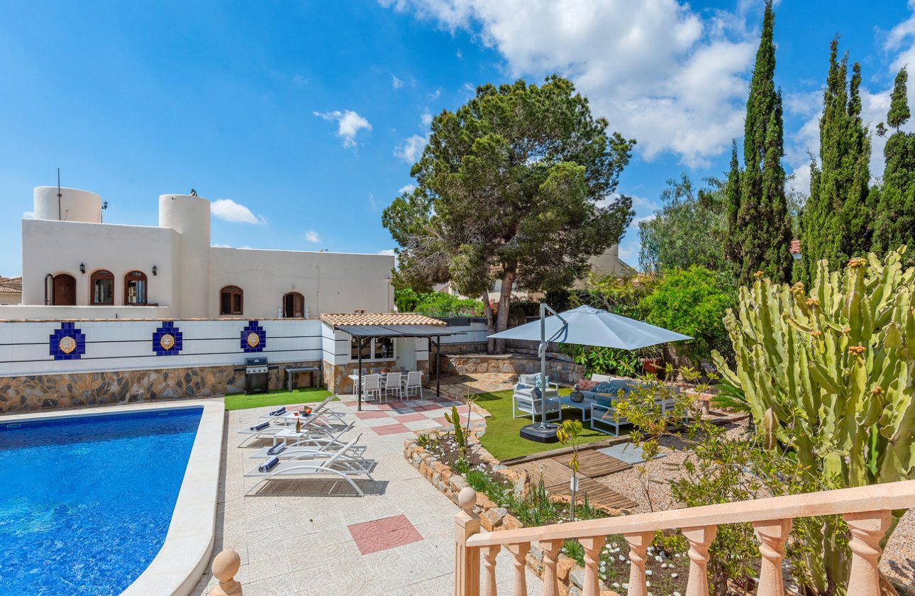 Herverkoop - Villa -
Pinar de Campoverde - Costa Blanca