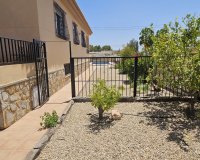 Herverkoop - Villa -
Pinar de Campoverde - Inland