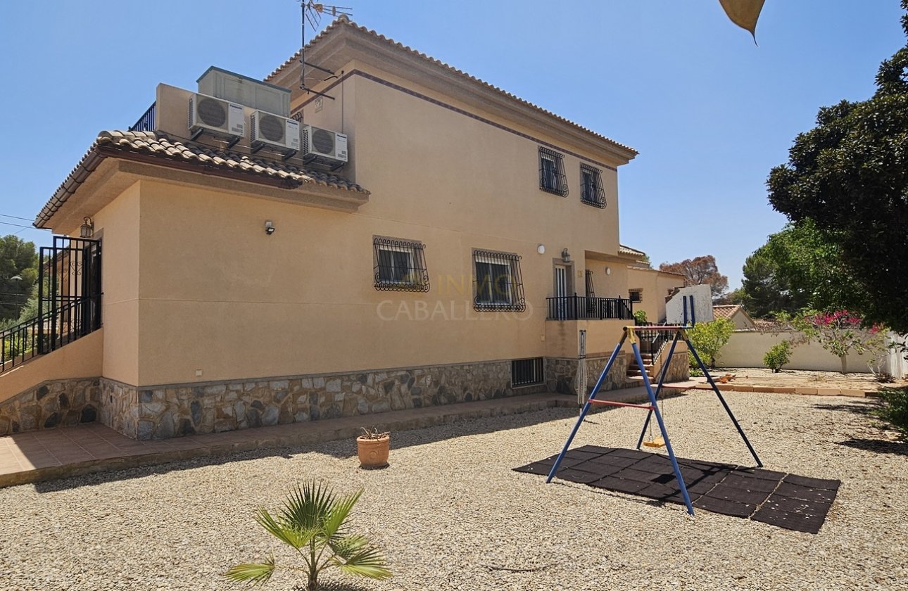 Herverkoop - Villa -
Pinar de Campoverde - Inland