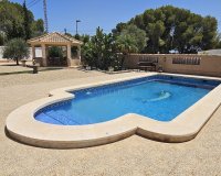 Herverkoop - Villa -
Pinar de Campoverde - Inland