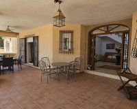 Herverkoop - Villa -
Pinar de Campoverde - Inland