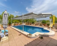 Herverkoop - Villa -
Pinar de Campoverde - Inland