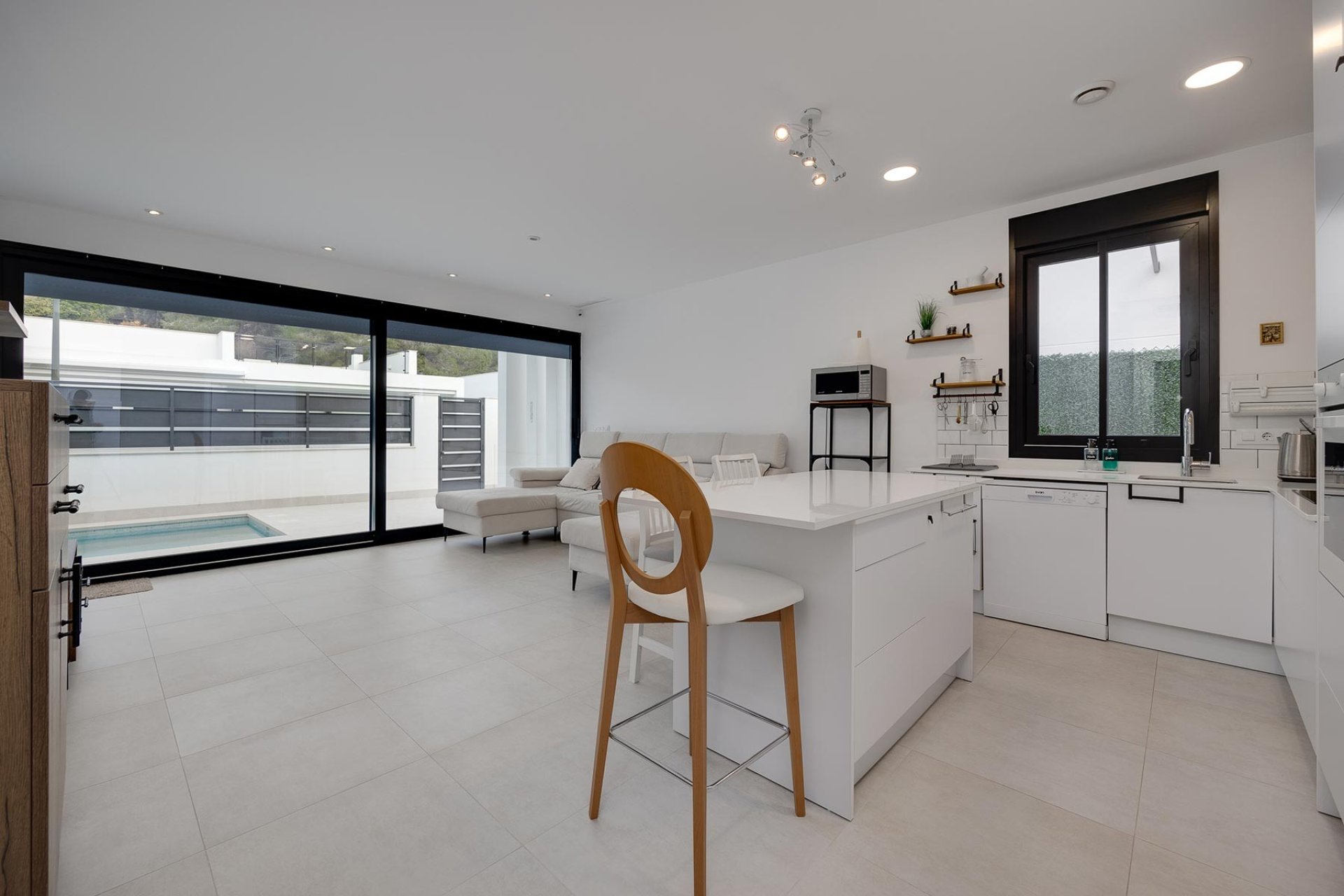 Herverkoop - Villa -
Pinar de Campoverde - Inland