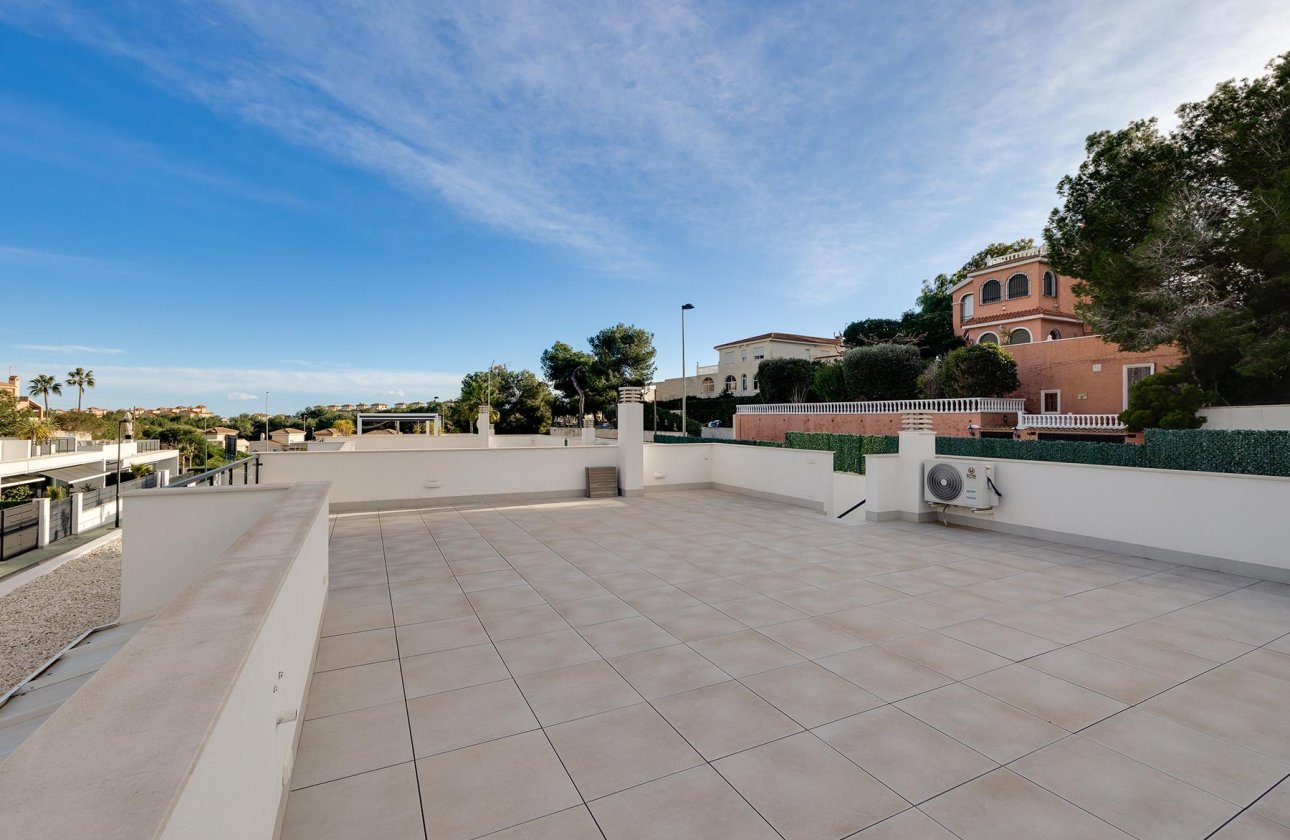 Herverkoop - Villa -
Pinar de Campoverde - Inland