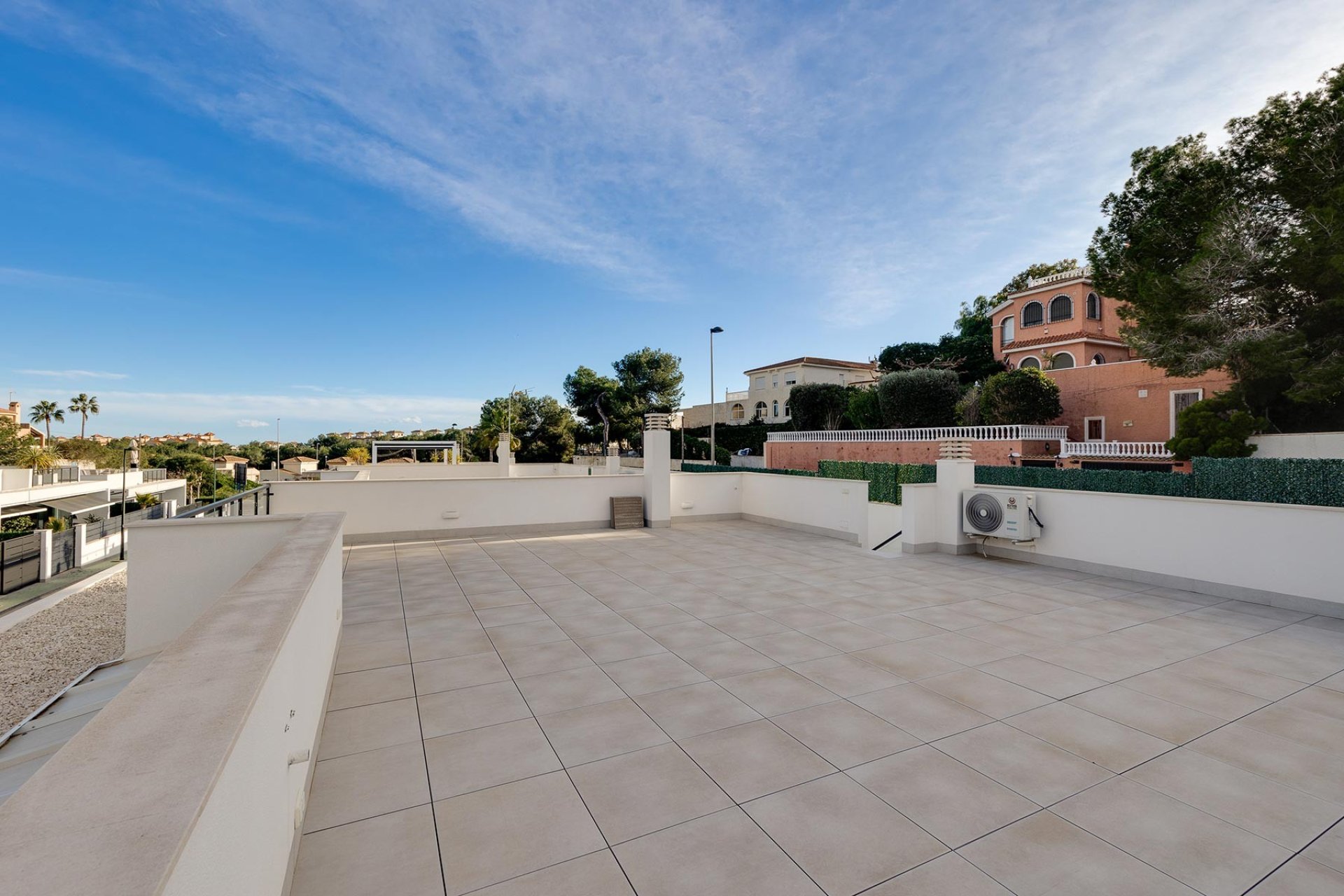 Herverkoop - Villa -
Pinar de Campoverde - Inland