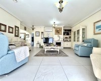 Herverkoop - Villa -
Pinar de Campoverde - Inland