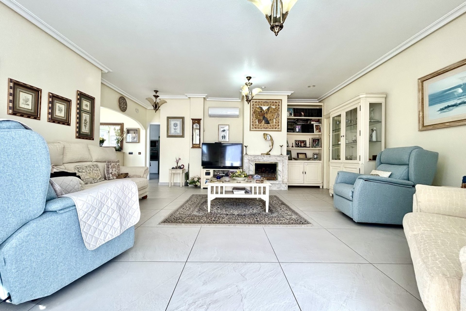 Herverkoop - Villa -
Pinar de Campoverde - Inland