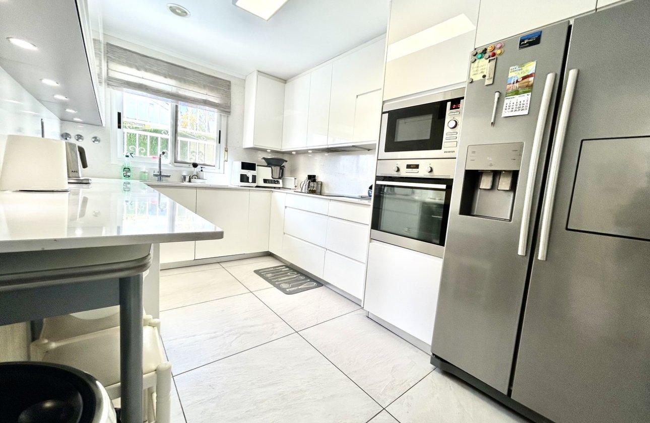 Herverkoop - Villa -
Pinar de Campoverde - Inland