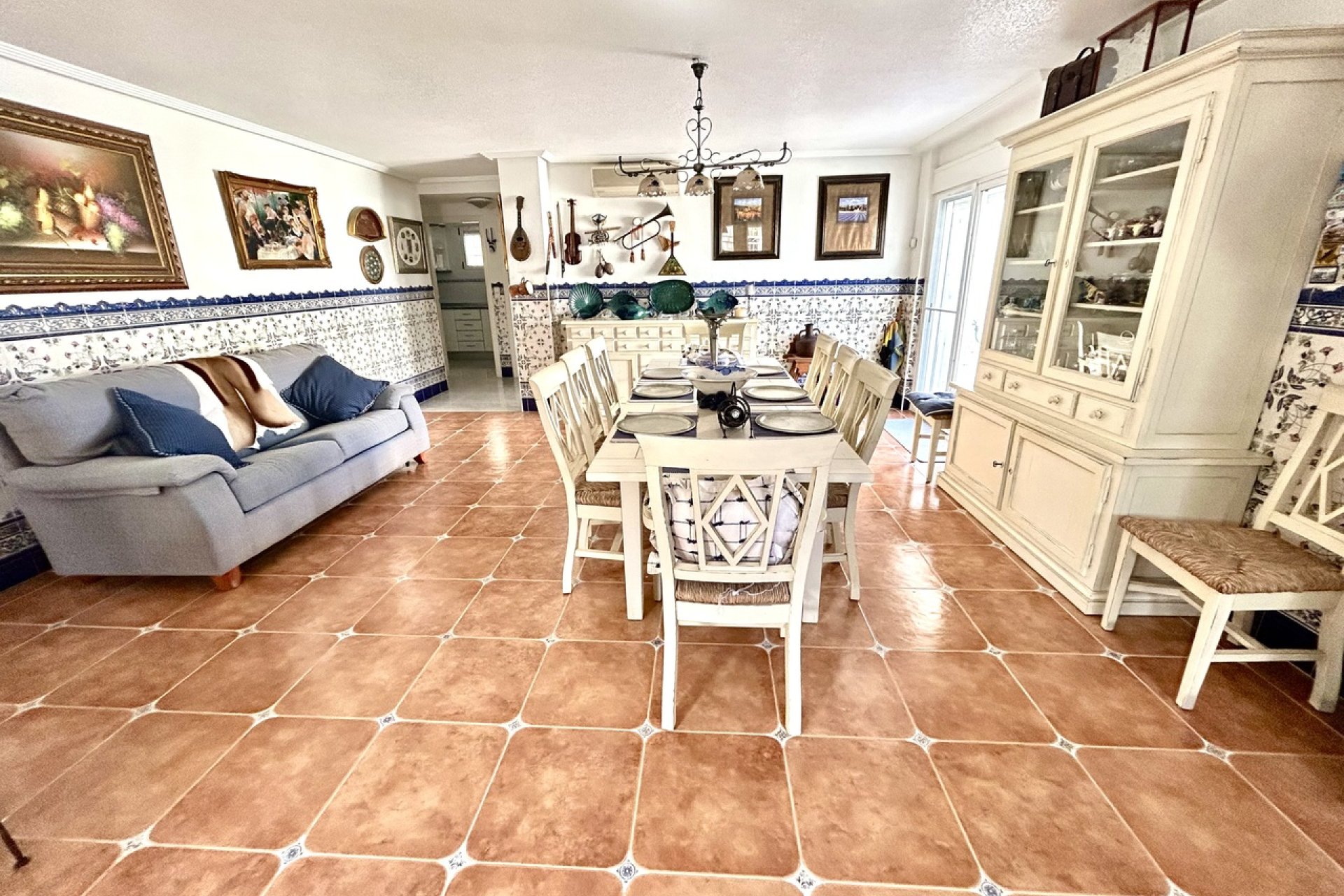 Herverkoop - Villa -
Pinar de Campoverde - Inland