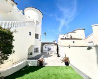 Herverkoop - Villa -
Pinar de Campoverde - Inland