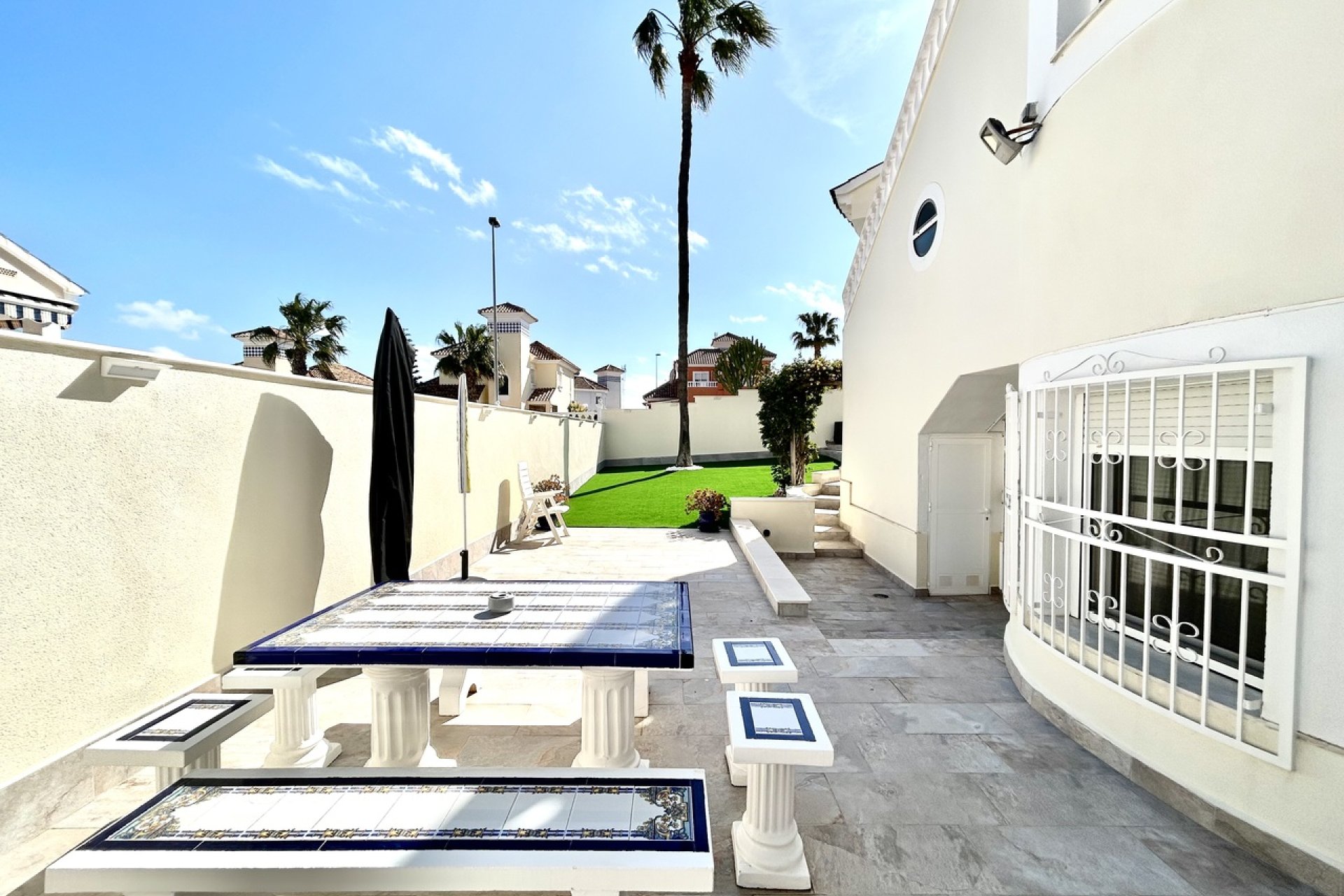 Herverkoop - Villa -
Pinar de Campoverde - Inland