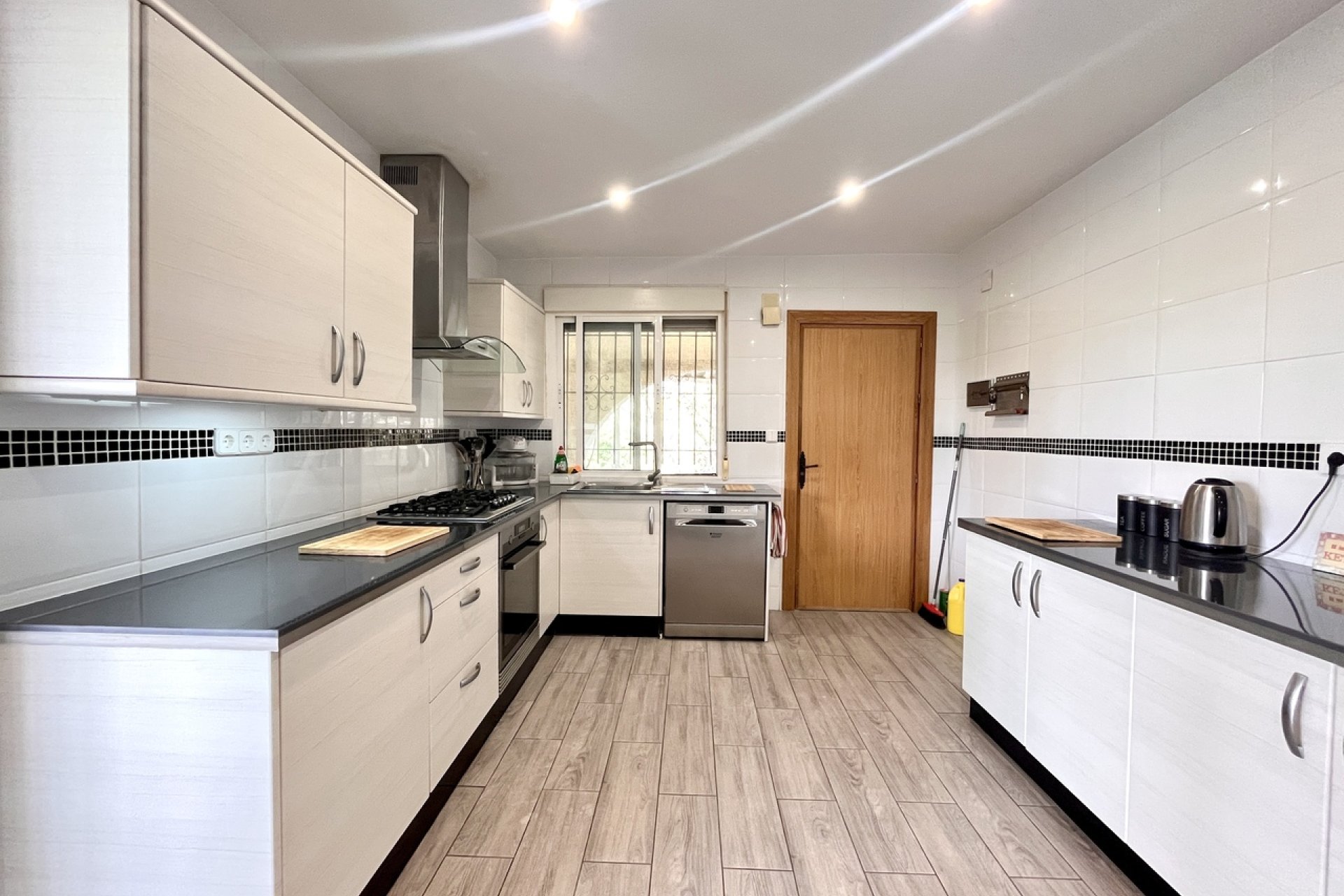 Herverkoop - Villa -
Pinar de Campoverde - Inland