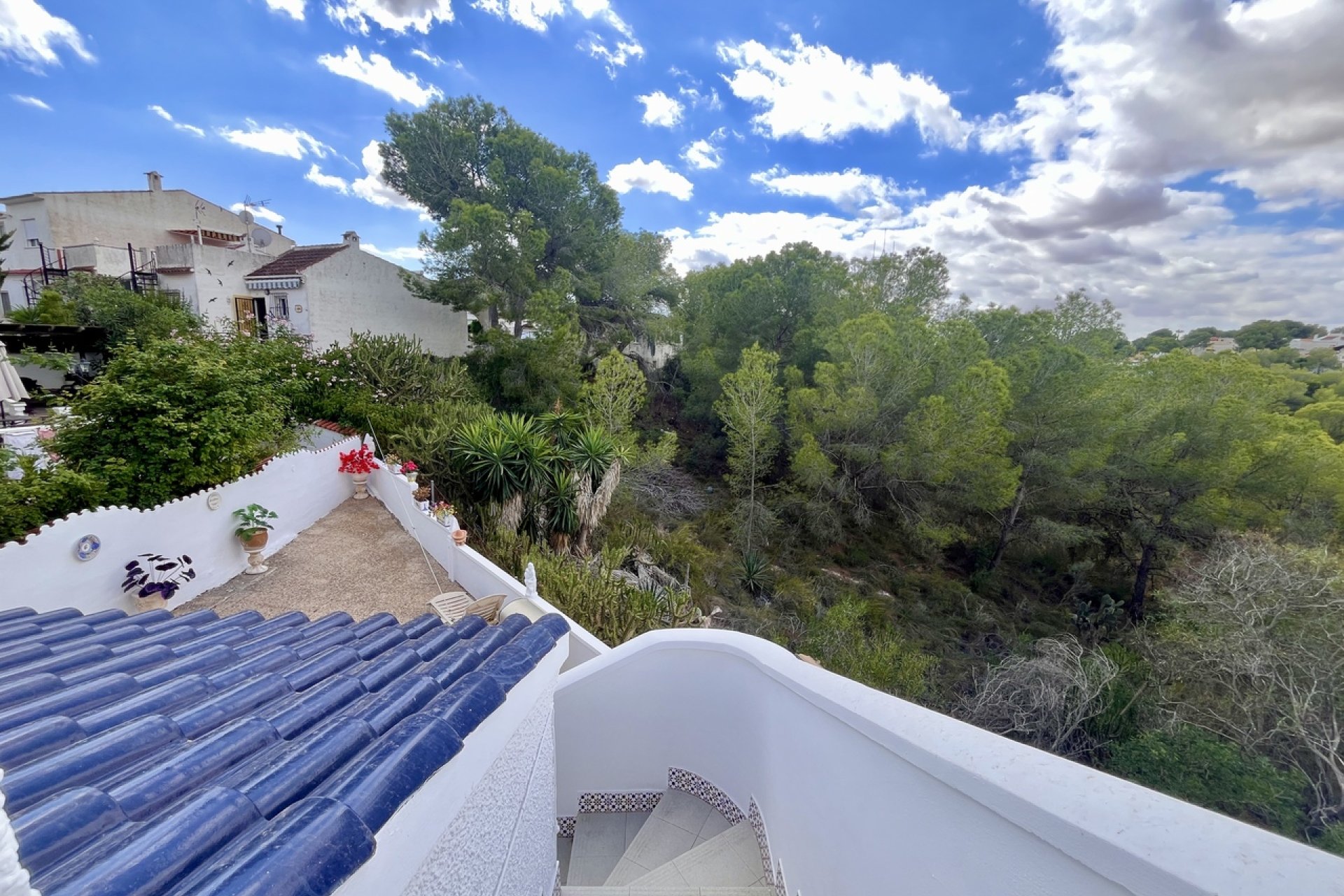 Herverkoop - Villa -
Pinar de Campoverde - Inland