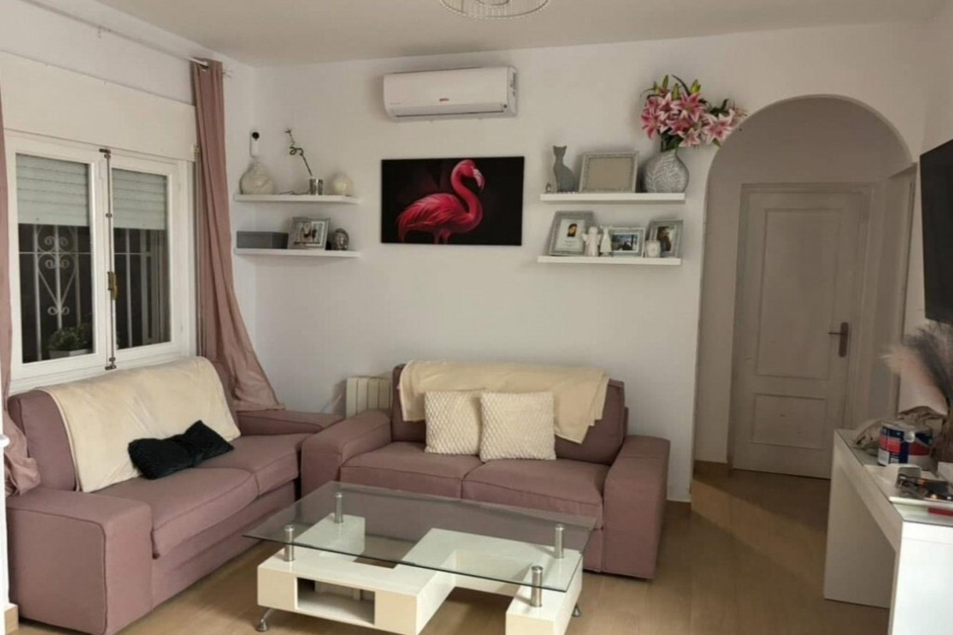 Herverkoop - Villa -
Playa Flamenca - Costa Blanca