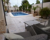 Herverkoop - Villa -
Playa Flamenca - Costa Blanca