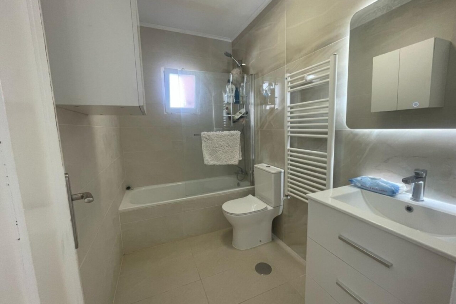 Herverkoop - Villa -
Playa Flamenca - Costa Blanca