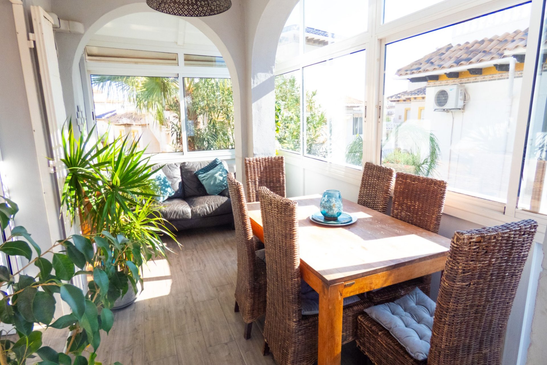 Herverkoop - Villa -
Playa Flamenca - Costa Blanca