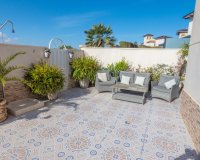 Herverkoop - Villa -
Playa Flamenca - Costa Blanca